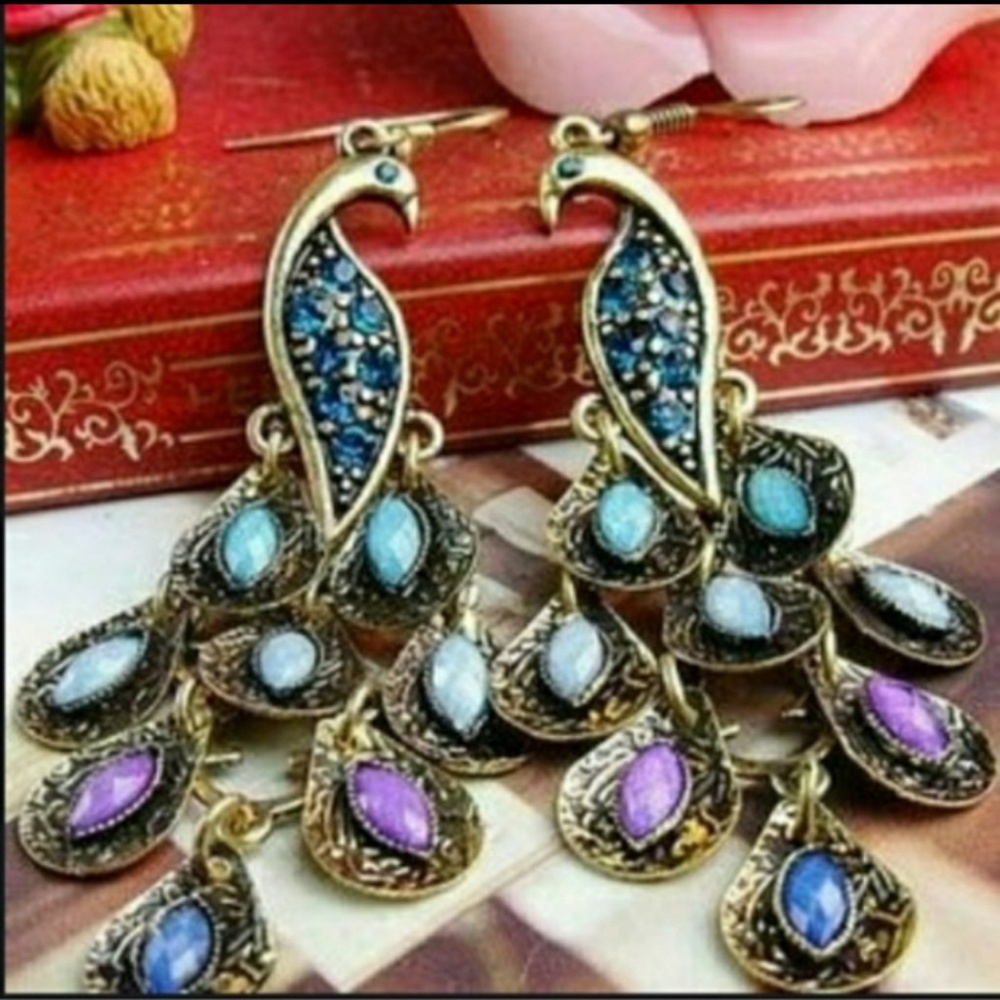 💖 Peacock drop earrings